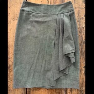 H&M grey pencil skirt sz 6